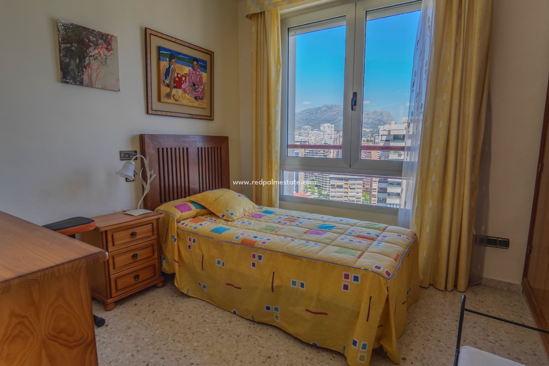 Resale - Apartment -
Benidorm