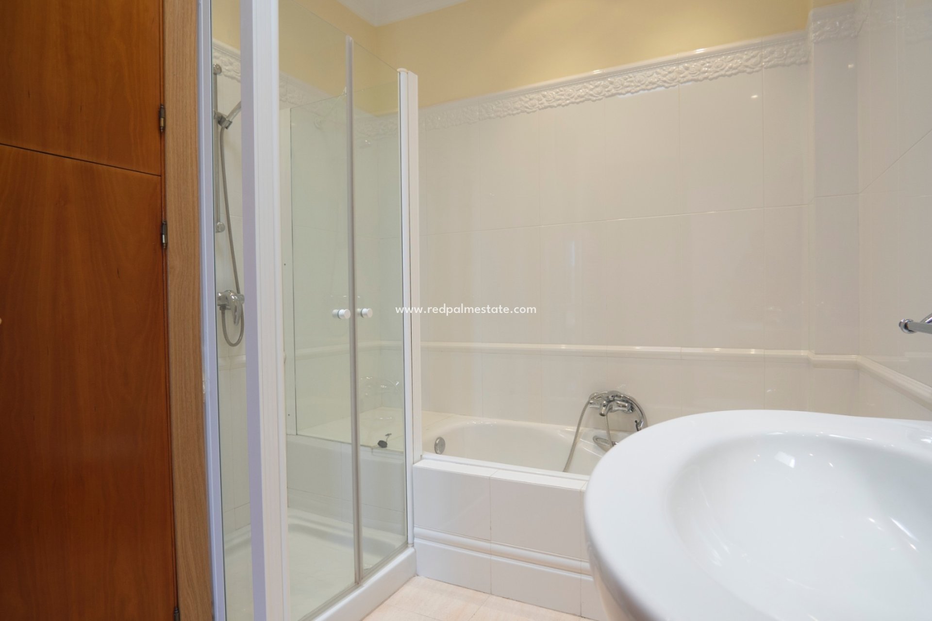 Resale - Apartment -
Benidorm