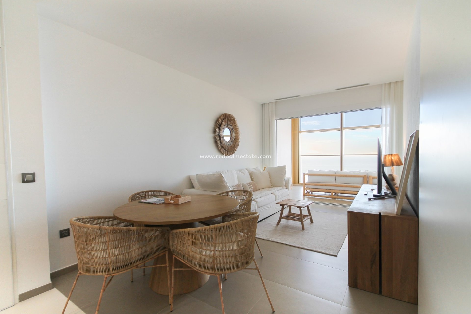 Resale - Apartment -
Benidorm
