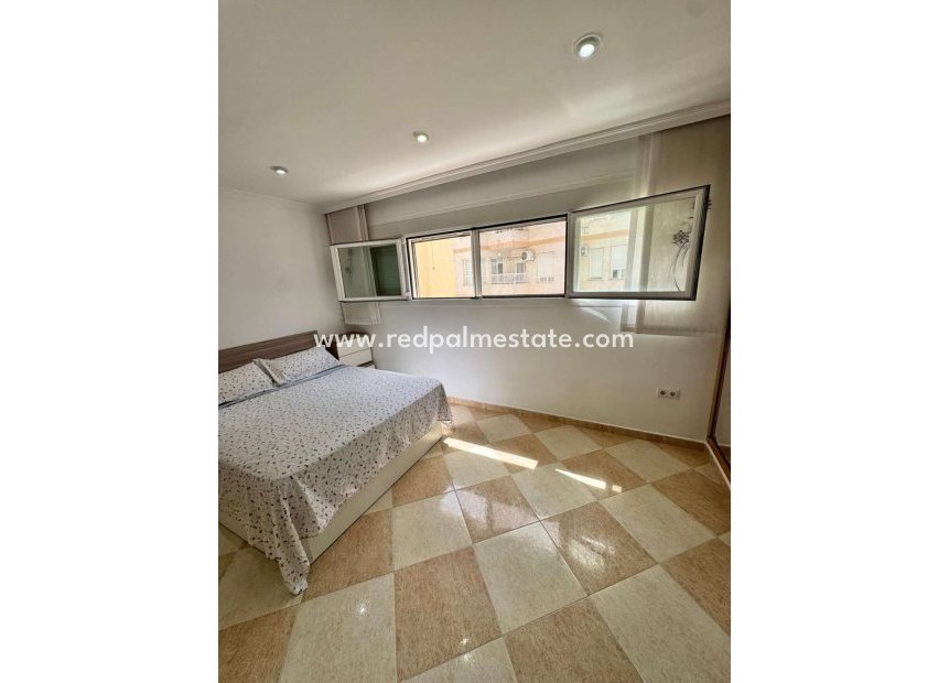 Resale - Apartment -
Calpe