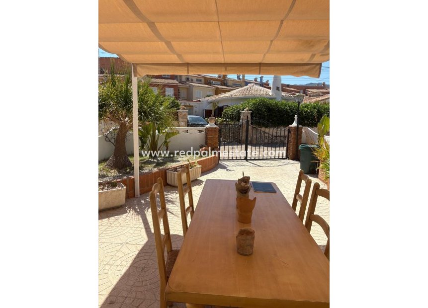 Resale - Apartment -
Denia