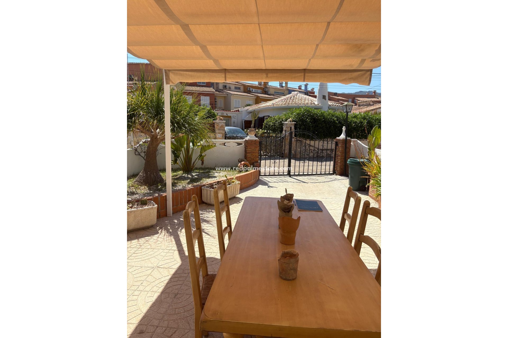 Resale - Apartment -
Denia