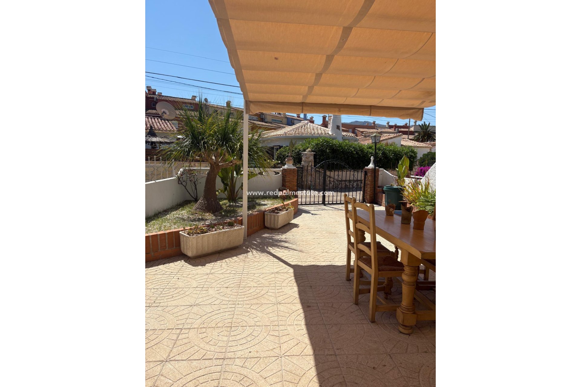 Resale - Apartment -
Denia