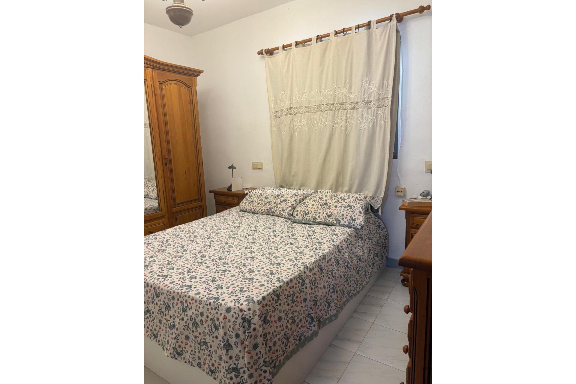 Resale - Apartment -
Denia