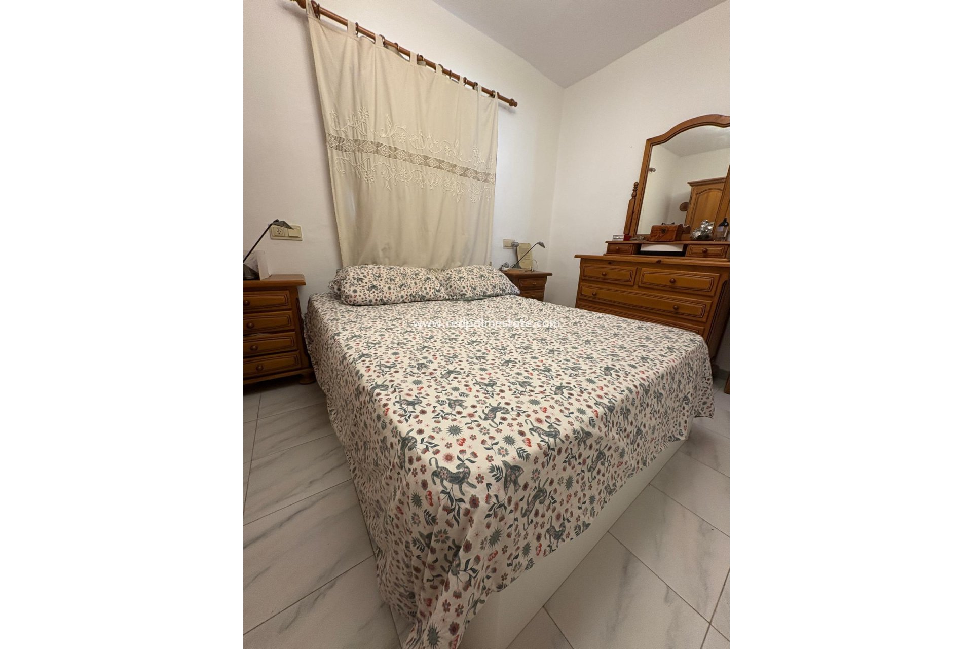 Resale - Apartment -
Denia