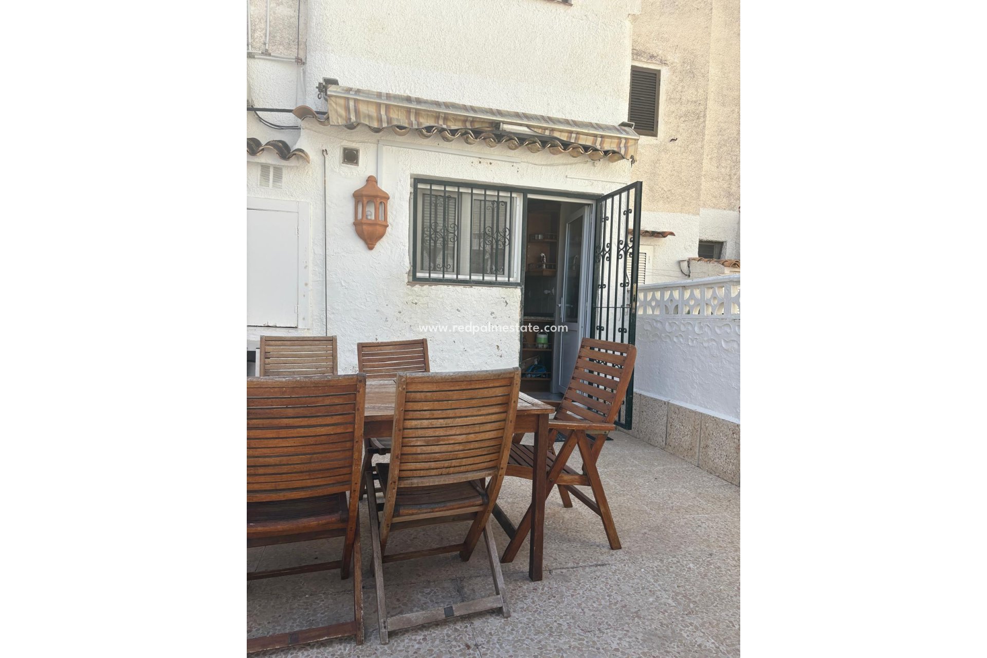 Resale - Apartment -
Denia