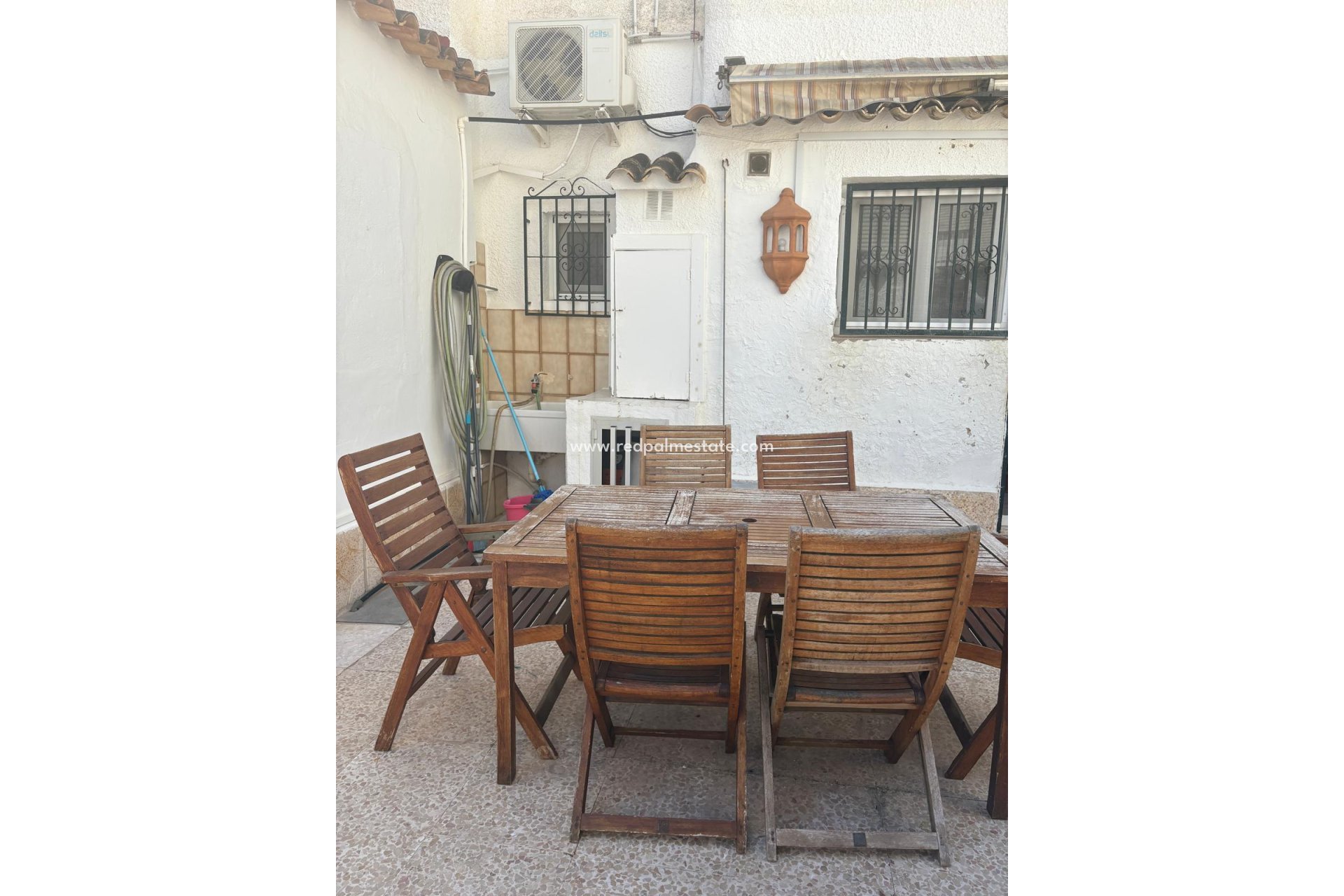 Resale - Apartment -
Denia