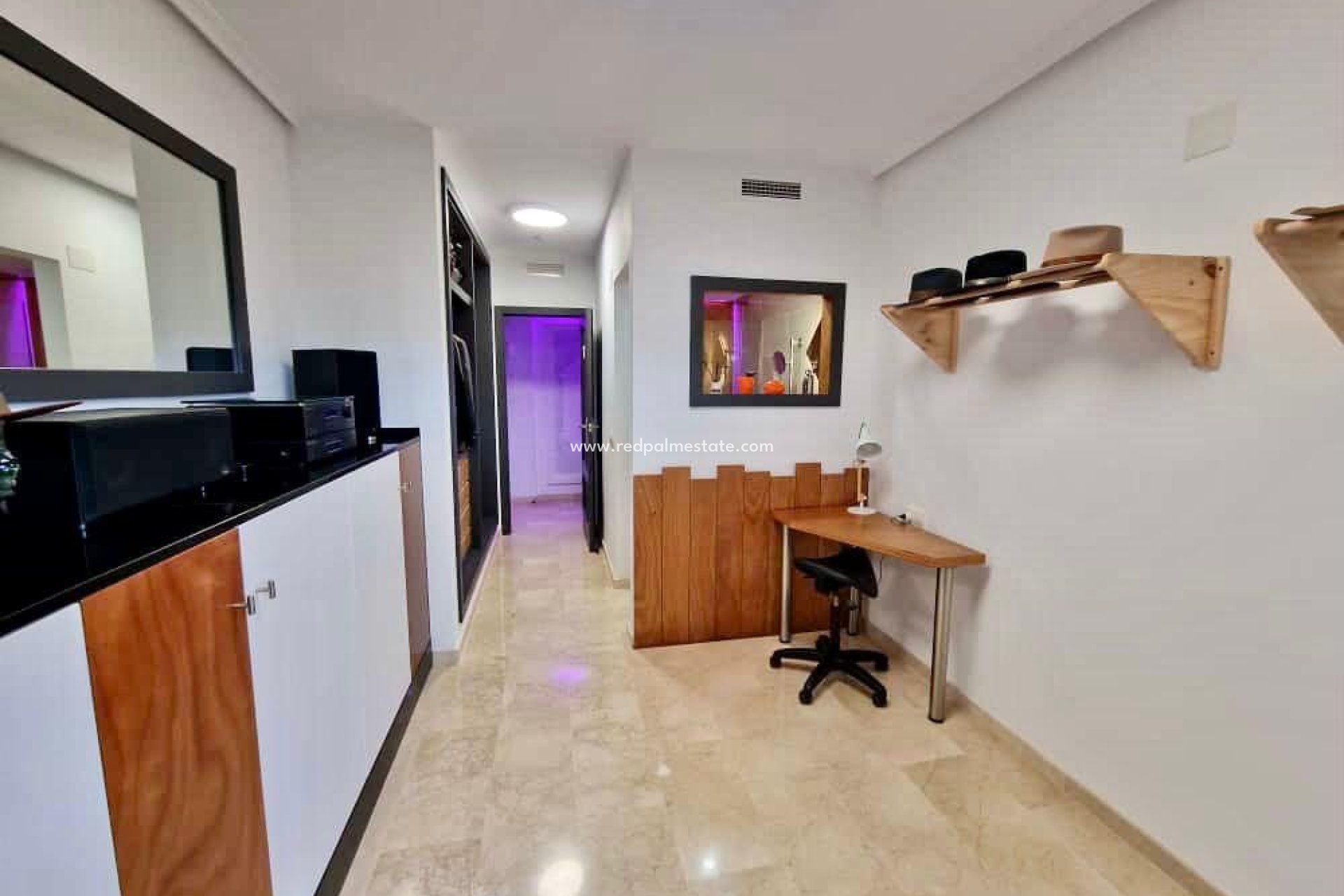 Resale - Apartment -
Denia