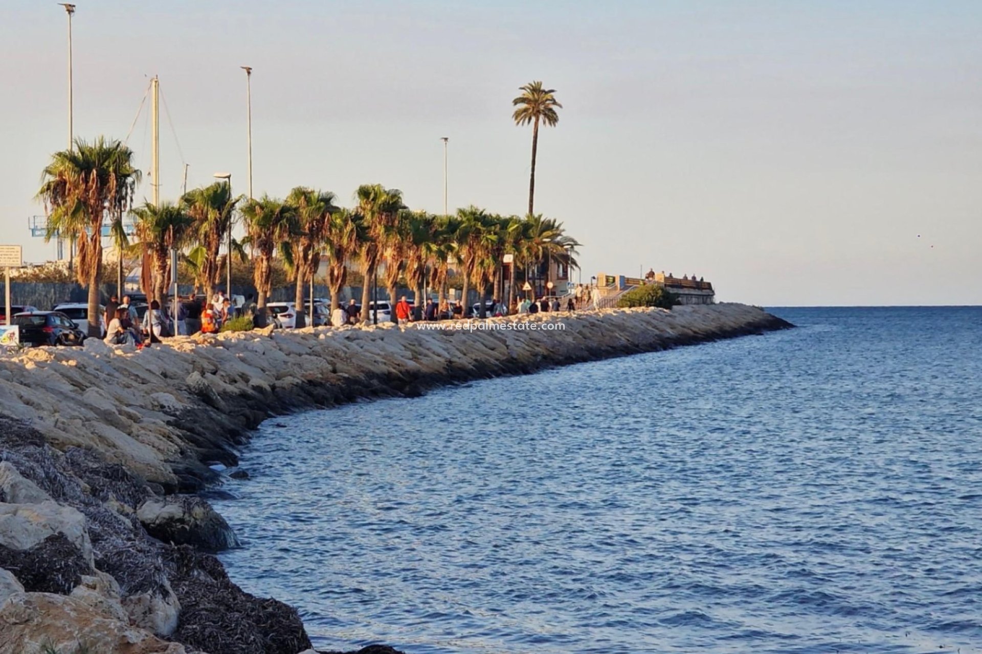Resale - Apartment -
Denia