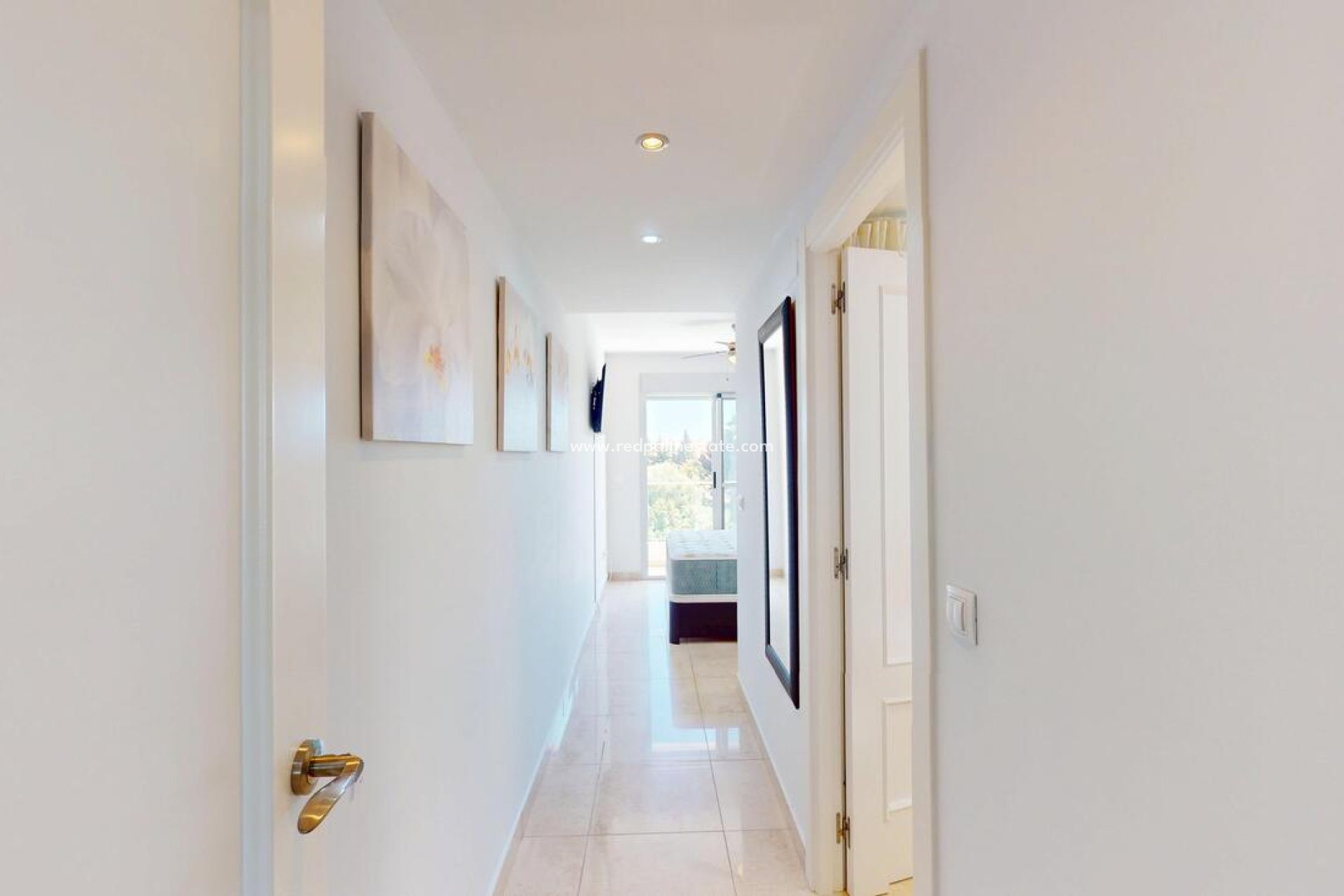 Resale - Apartment -
Denia