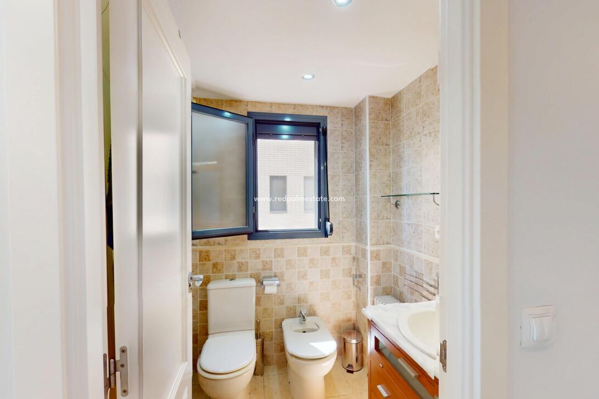 Resale - Apartment -
Denia