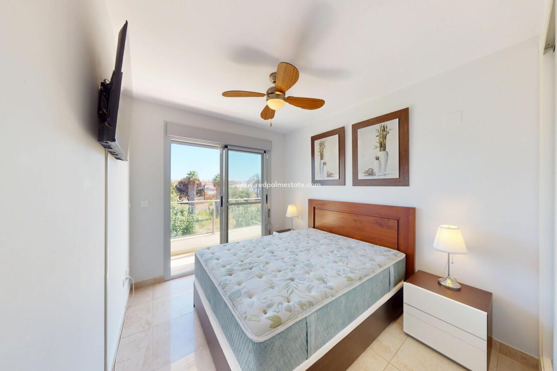 Resale - Apartment -
Denia