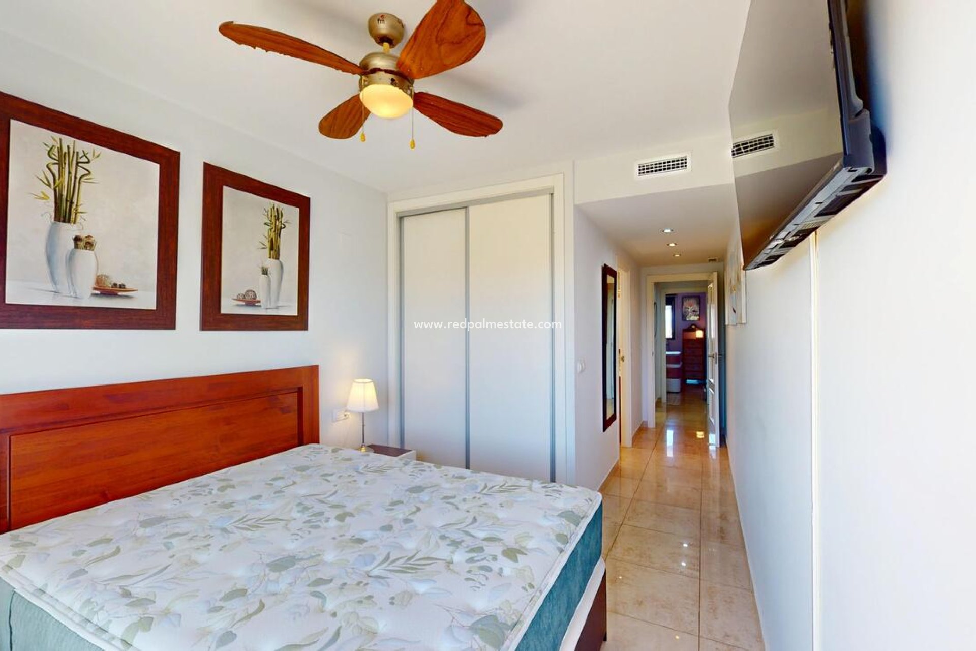 Resale - Apartment -
Denia