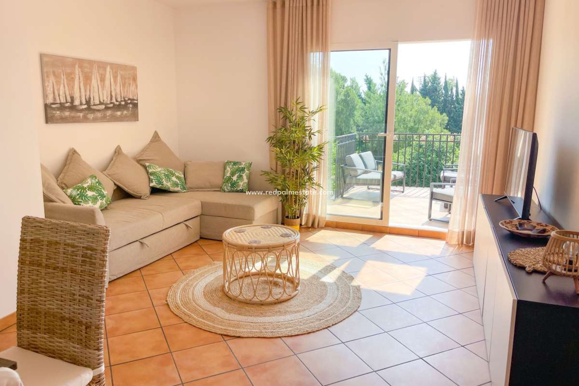Resale - Apartment -
Denia