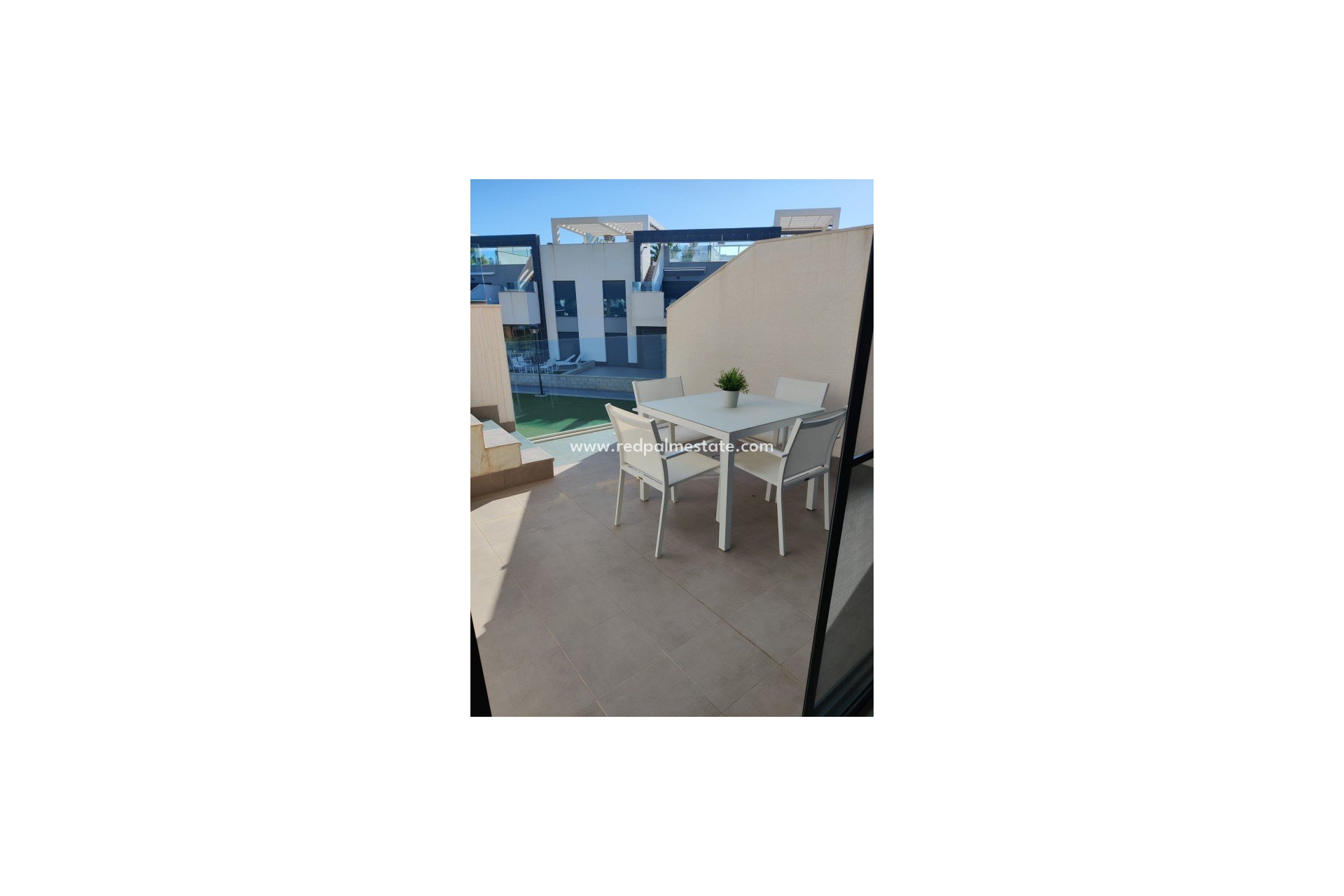 Resale - Apartment -
El Raso - Costa Blanca