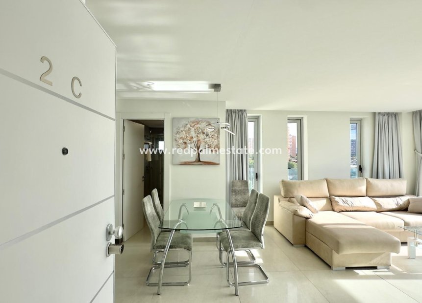 Resale - Apartment -
Finestrat