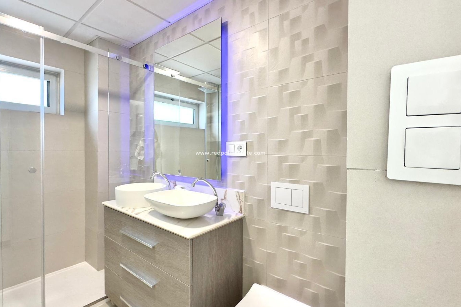 Resale - Apartment -
Finestrat