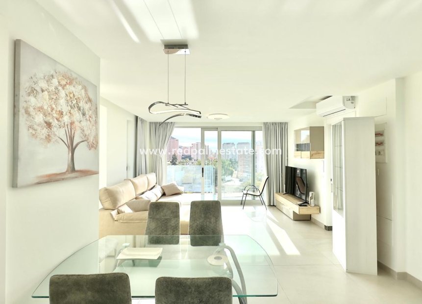 Resale - Apartment -
Finestrat
