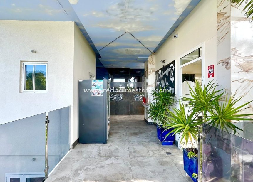 Resale - Apartment -
Finestrat