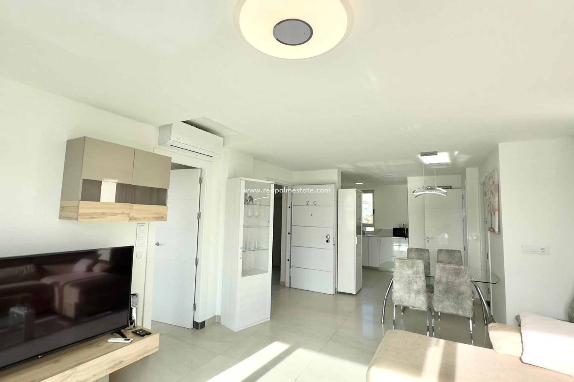 Resale - Apartment -
Finestrat