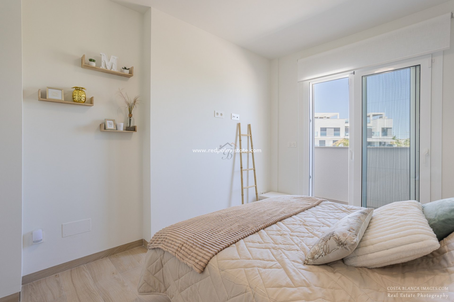 Resale - Apartment / flat -
Guardamar del Segura - El Raso