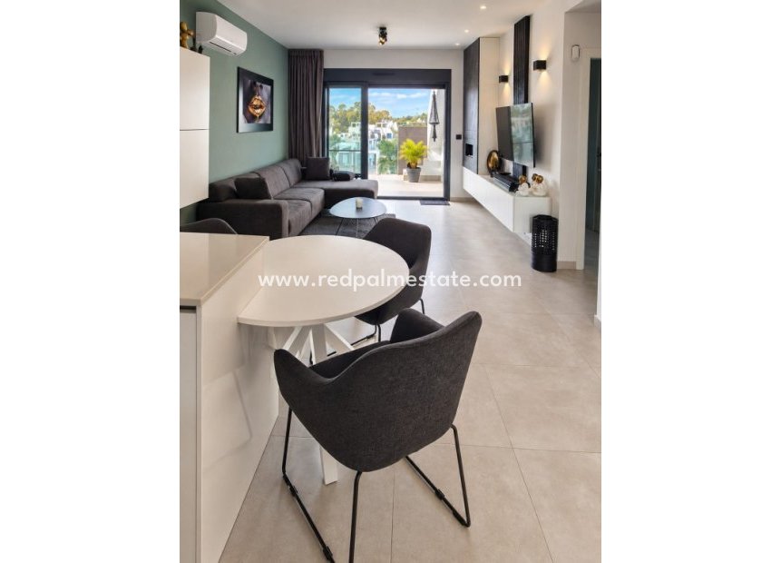 Resale - Apartment -
Guardamar del Segura - El Raso