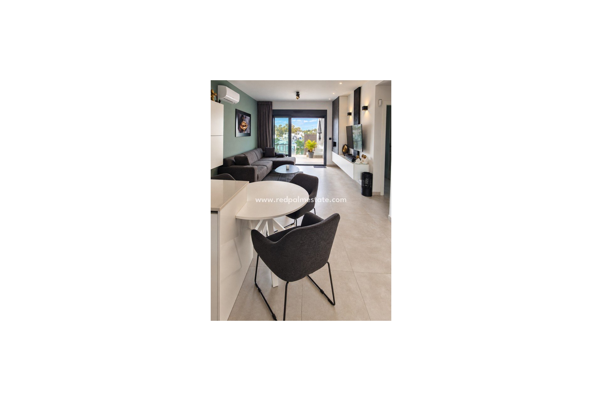Resale - Apartment -
Guardamar del Segura - El Raso