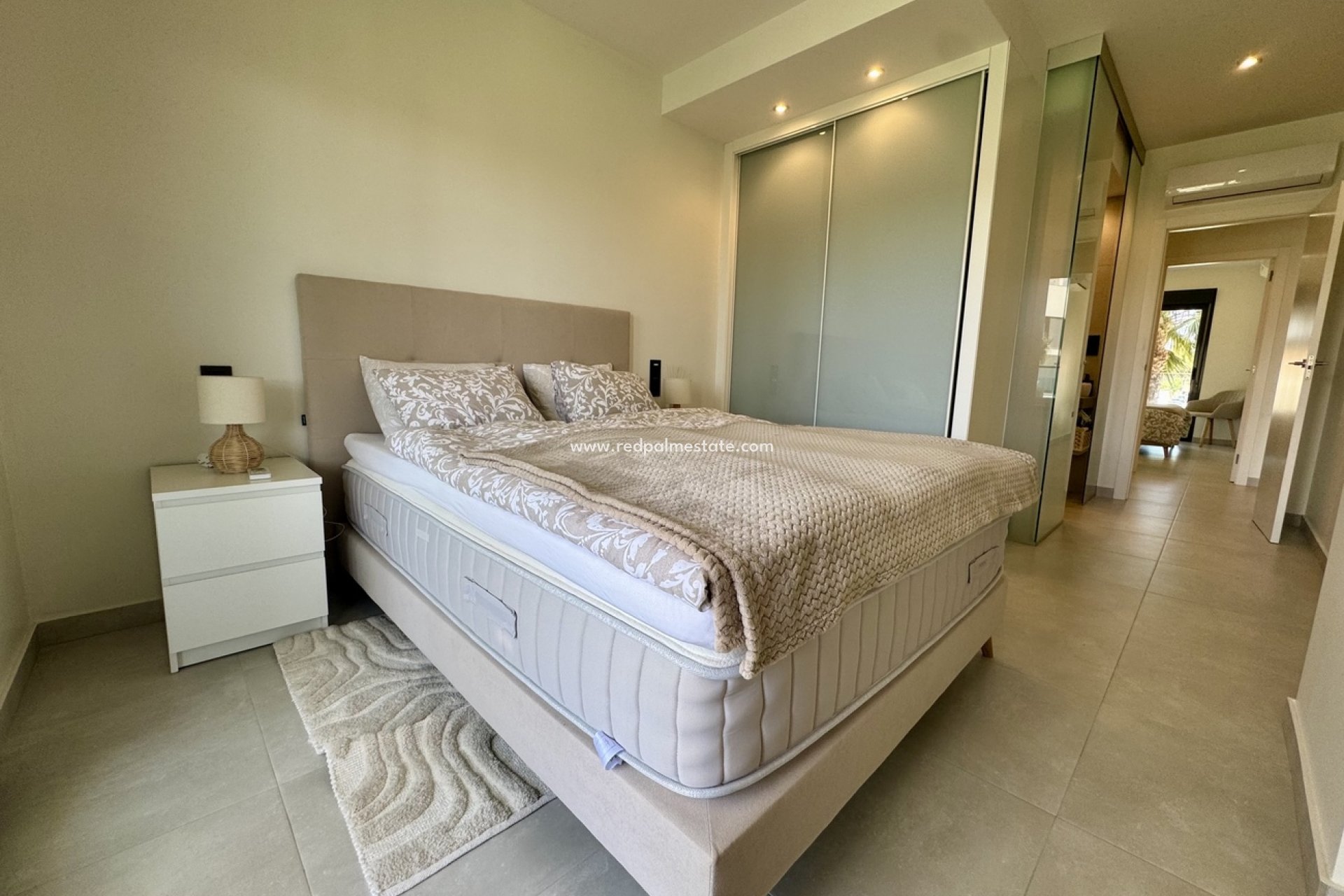 Resale - Apartment -
Guardamar del Segura - El Raso