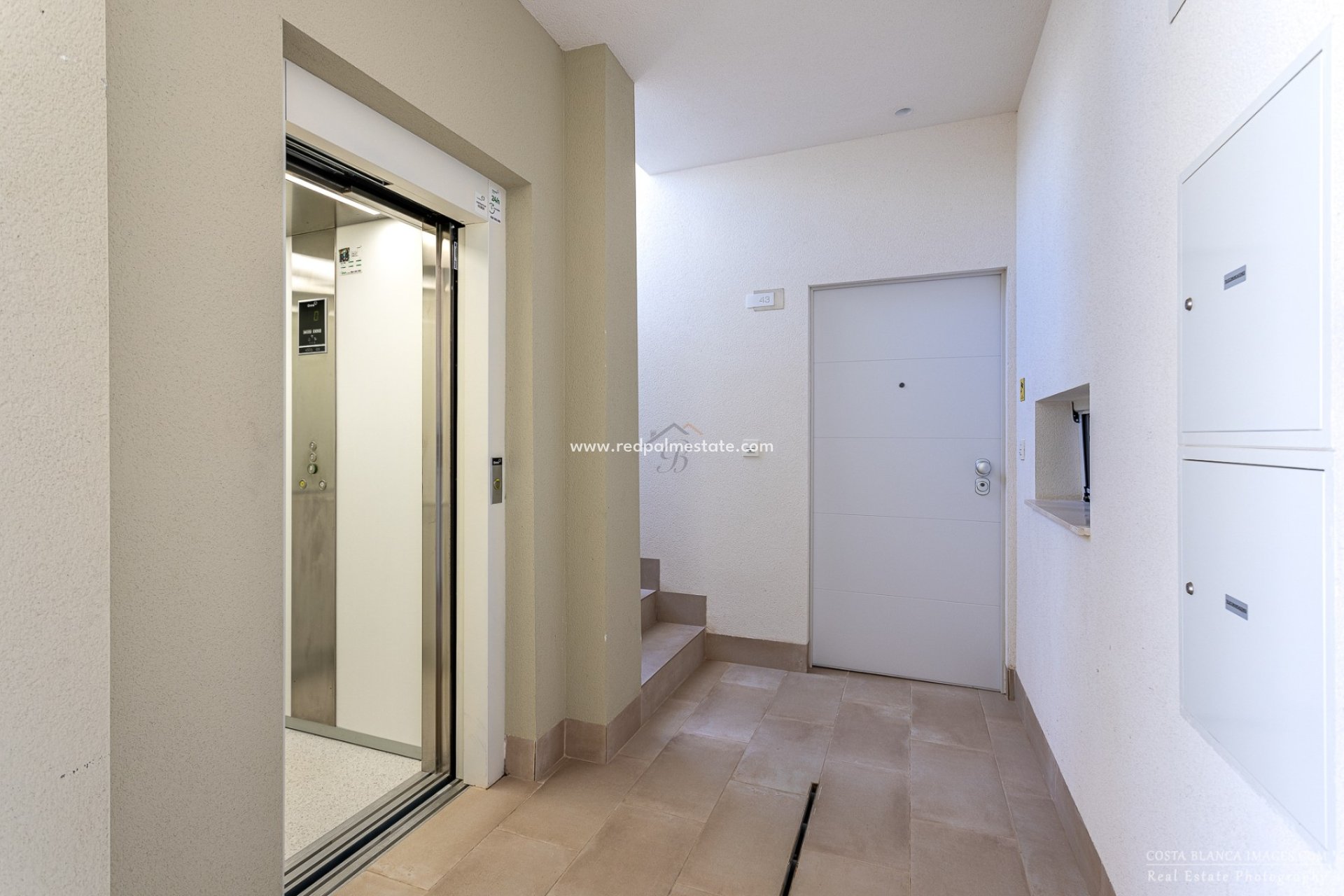 Resale - Apartment -
Guardamar del Segura - El Raso