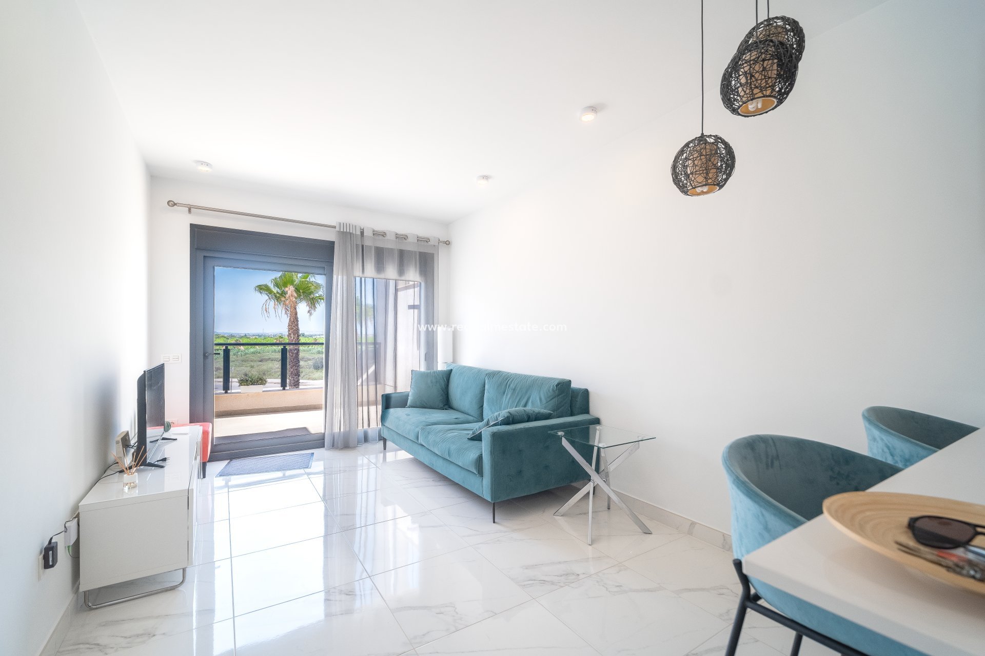 Resale - Apartment -
Guardamar del Segura - El Raso