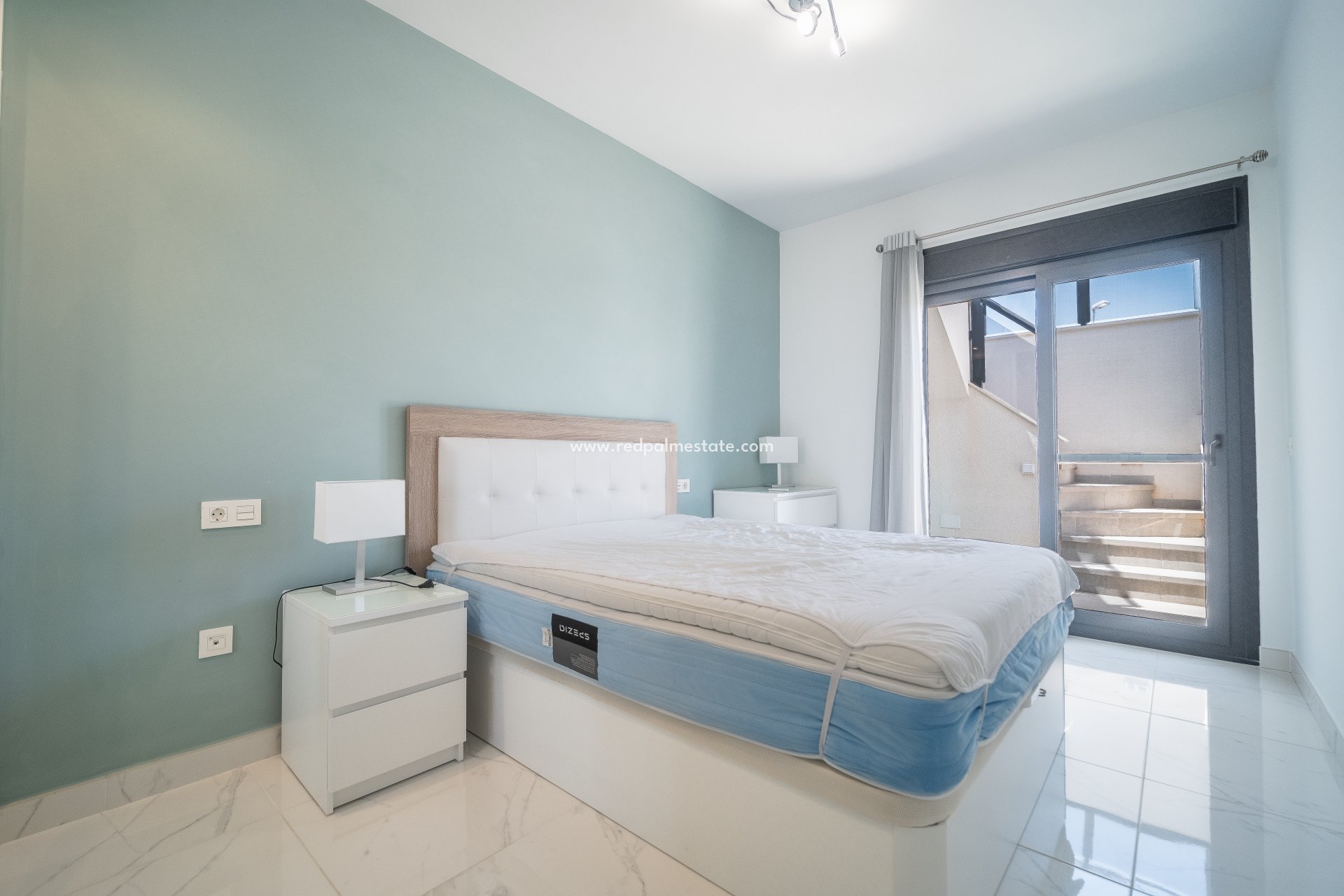 Resale - Apartment -
Guardamar del Segura - El Raso