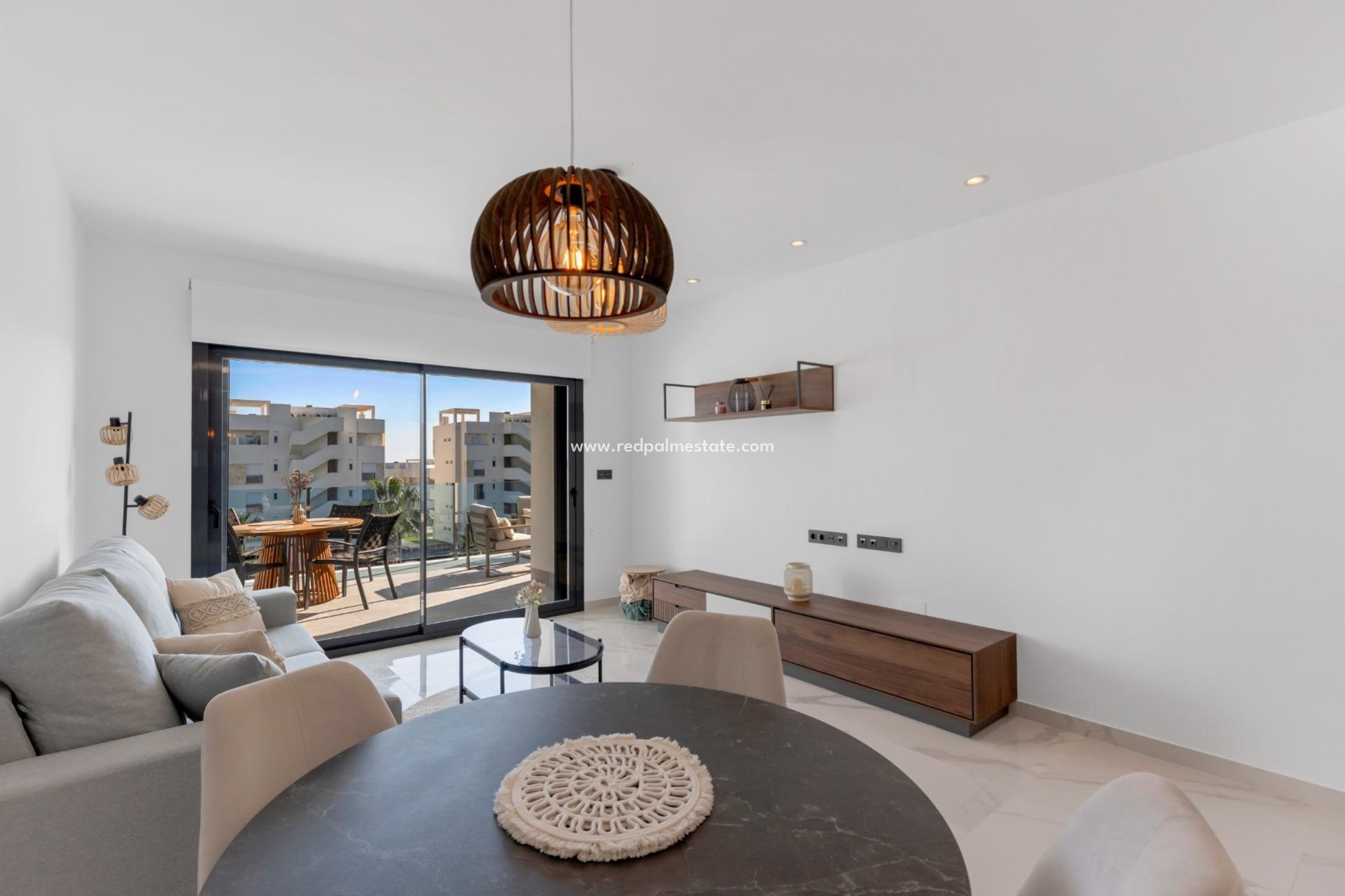 Resale - Apartment -
Guardamar del Segura - El Raso