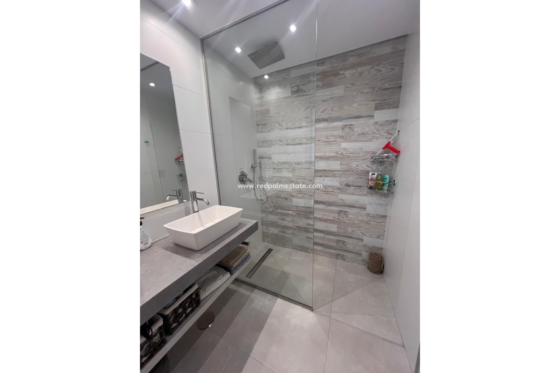 Resale - Apartment -
Guardamar del Segura - El Raso