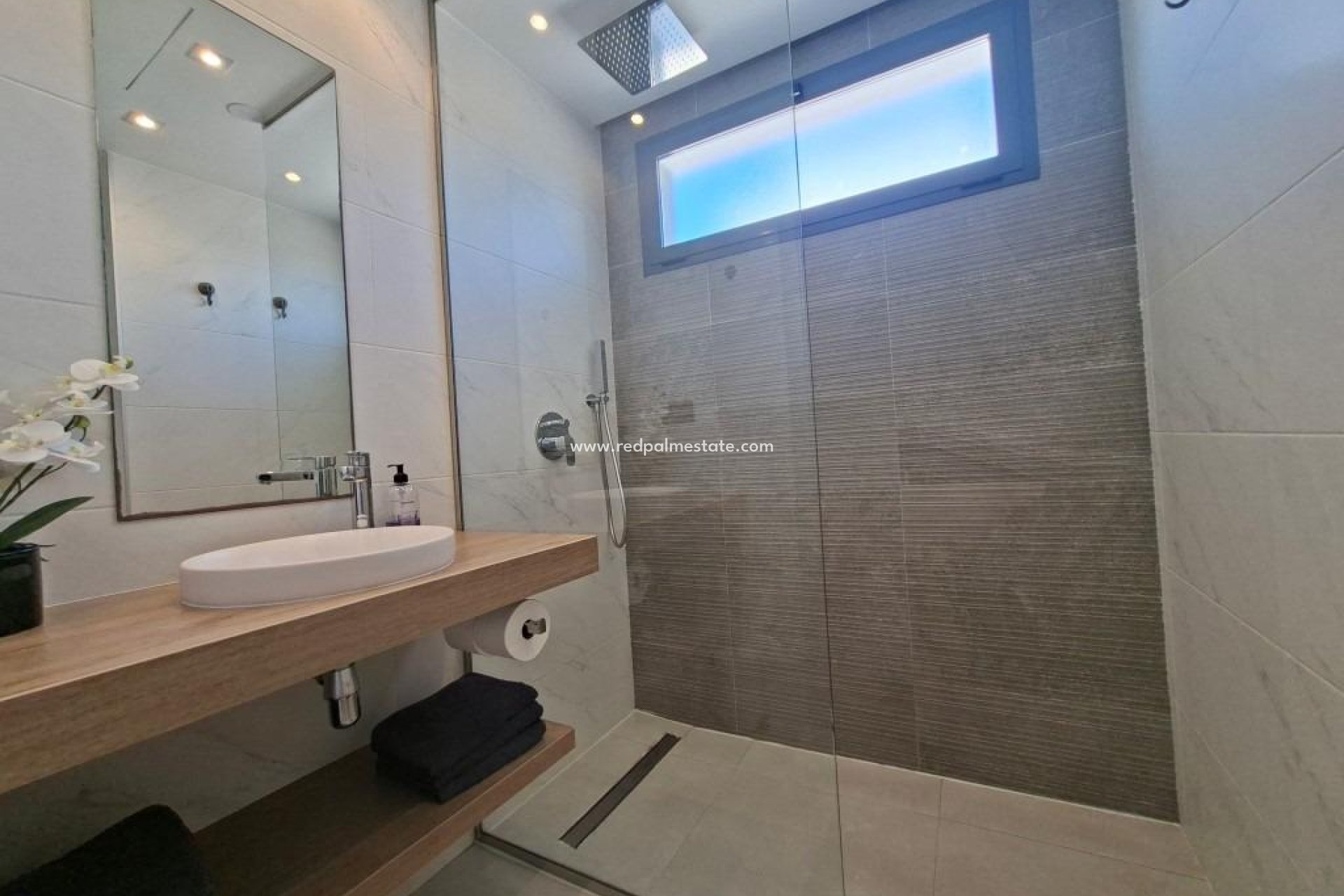 Resale - Apartment -
Guardamar del Segura - El Raso
