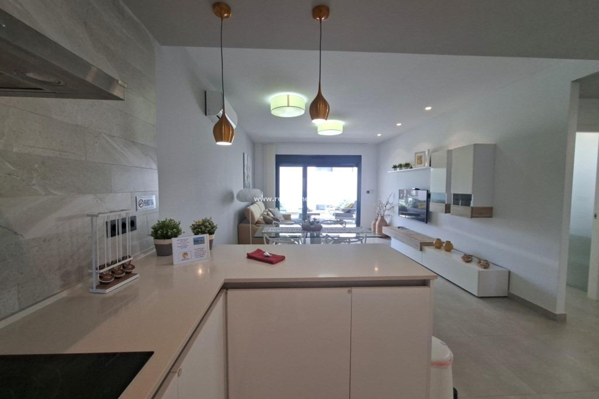 Resale - Apartment -
Guardamar del Segura - El Raso