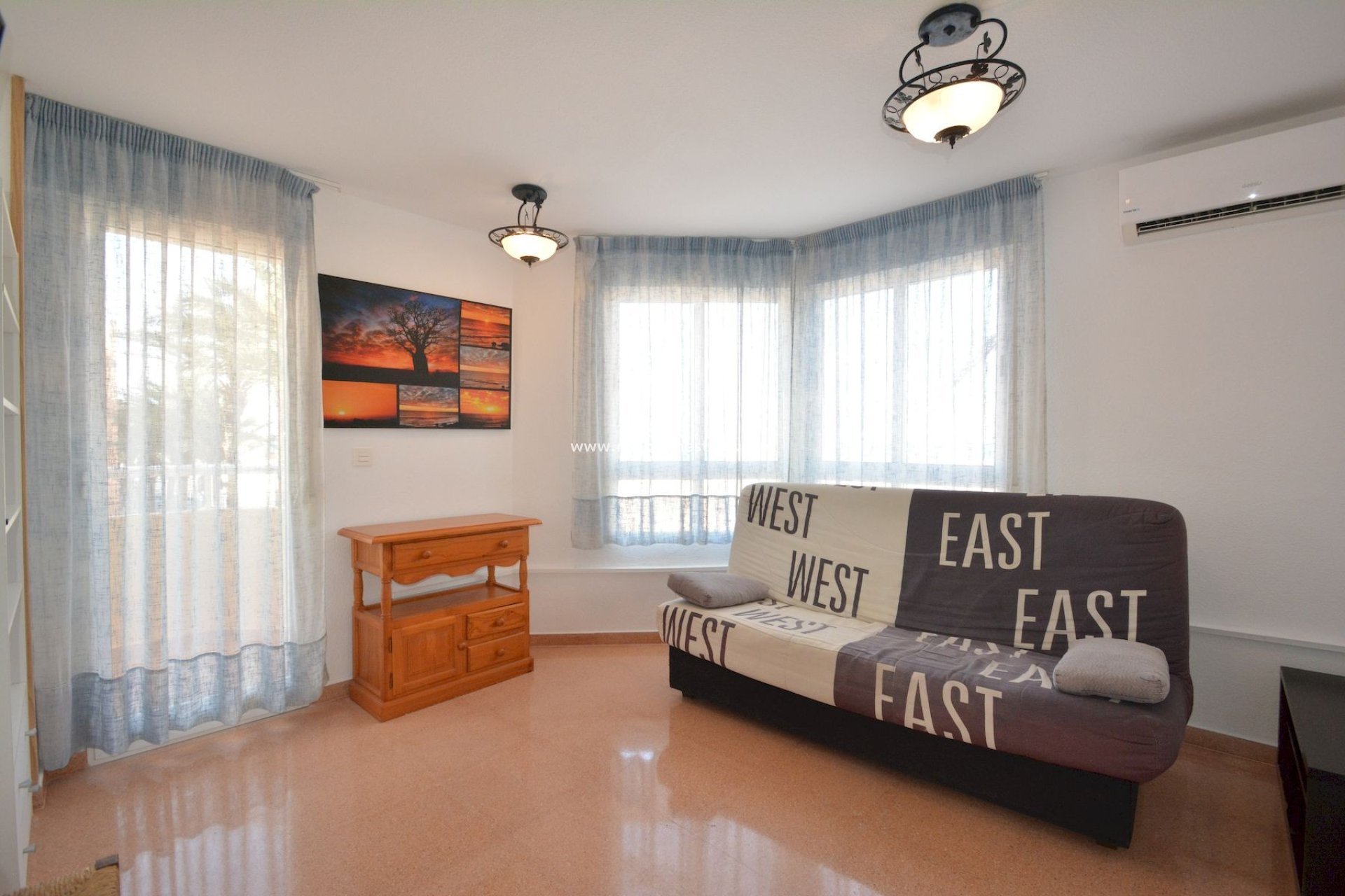 Resale - Apartment -
Guardamar del Segura - Guardamar