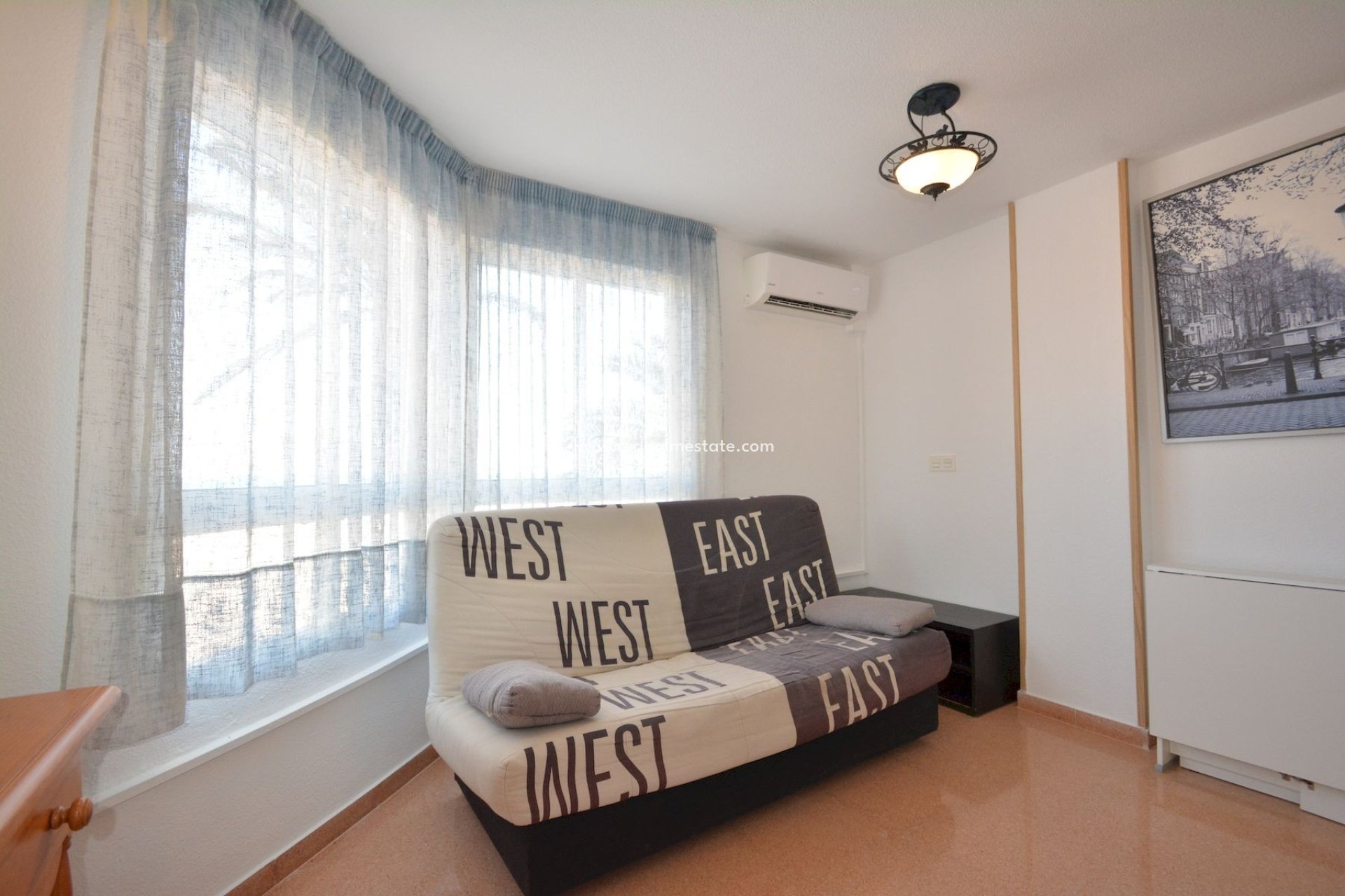 Resale - Apartment -
Guardamar del Segura - Guardamar