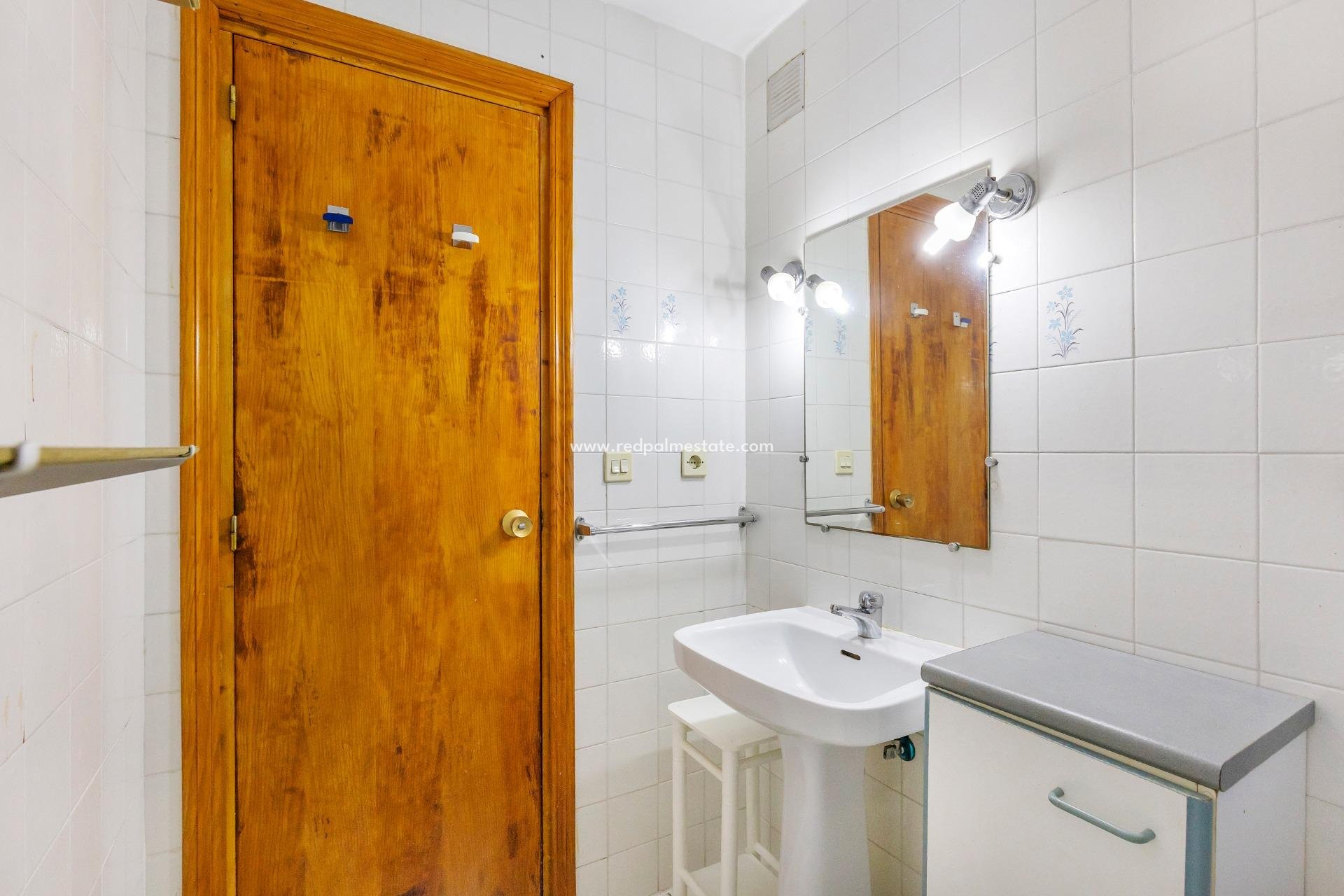Resale - Apartment -
Guardamar del Segura - Guardamar