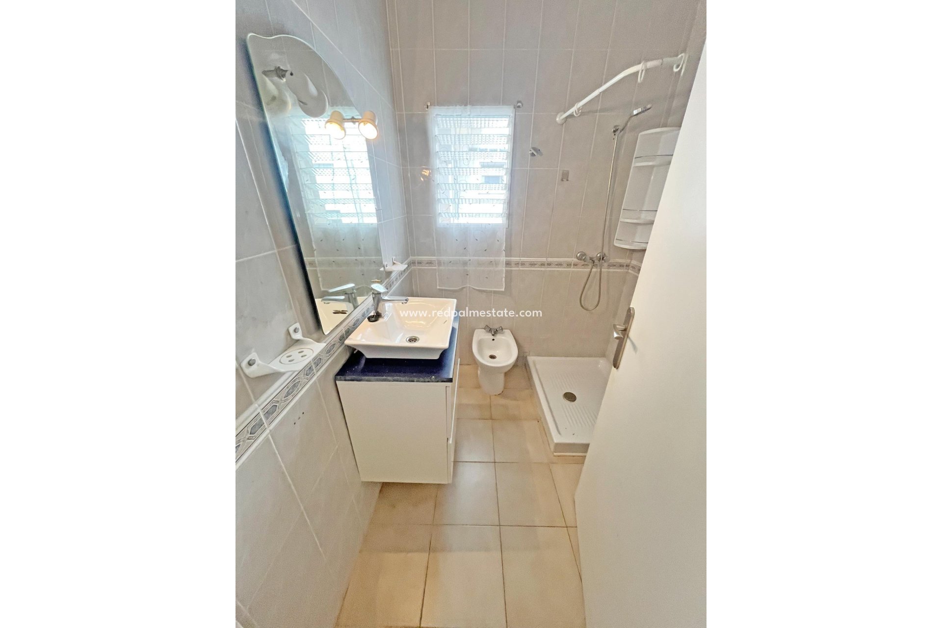 Resale - Apartment -
Guardamar del Segura - Guardamar