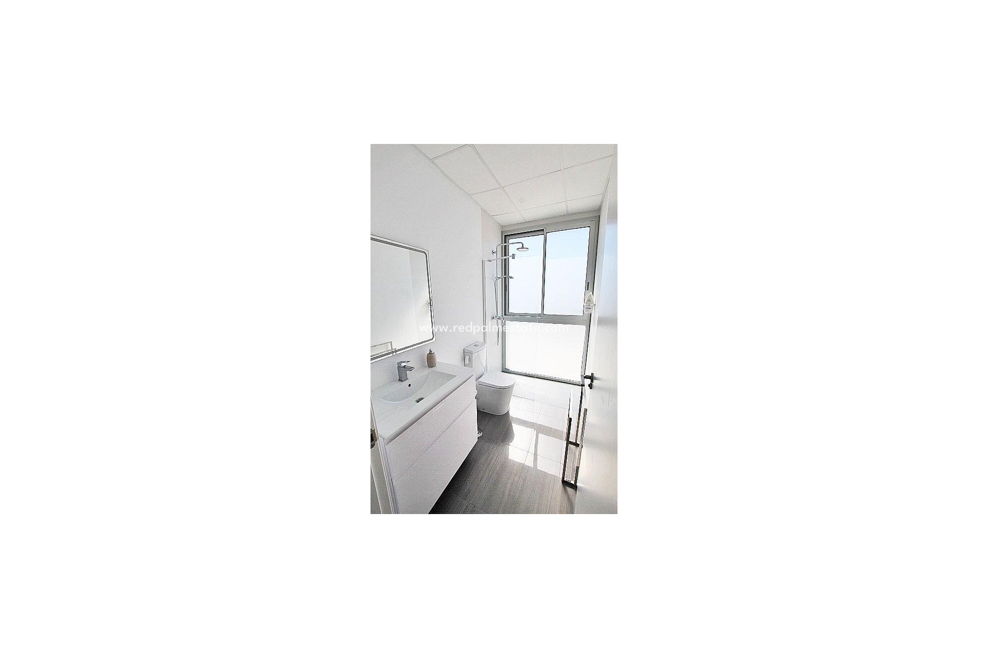 Resale - Apartment -
Guardamar del Segura - Guardamar