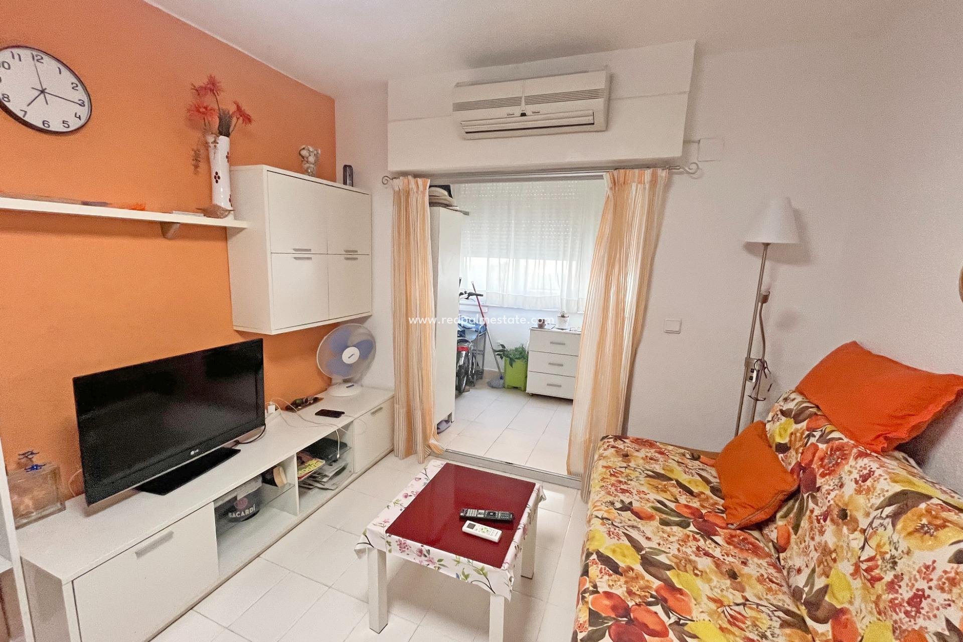 Resale - Apartment -
Guardamar del Segura - Guardamar