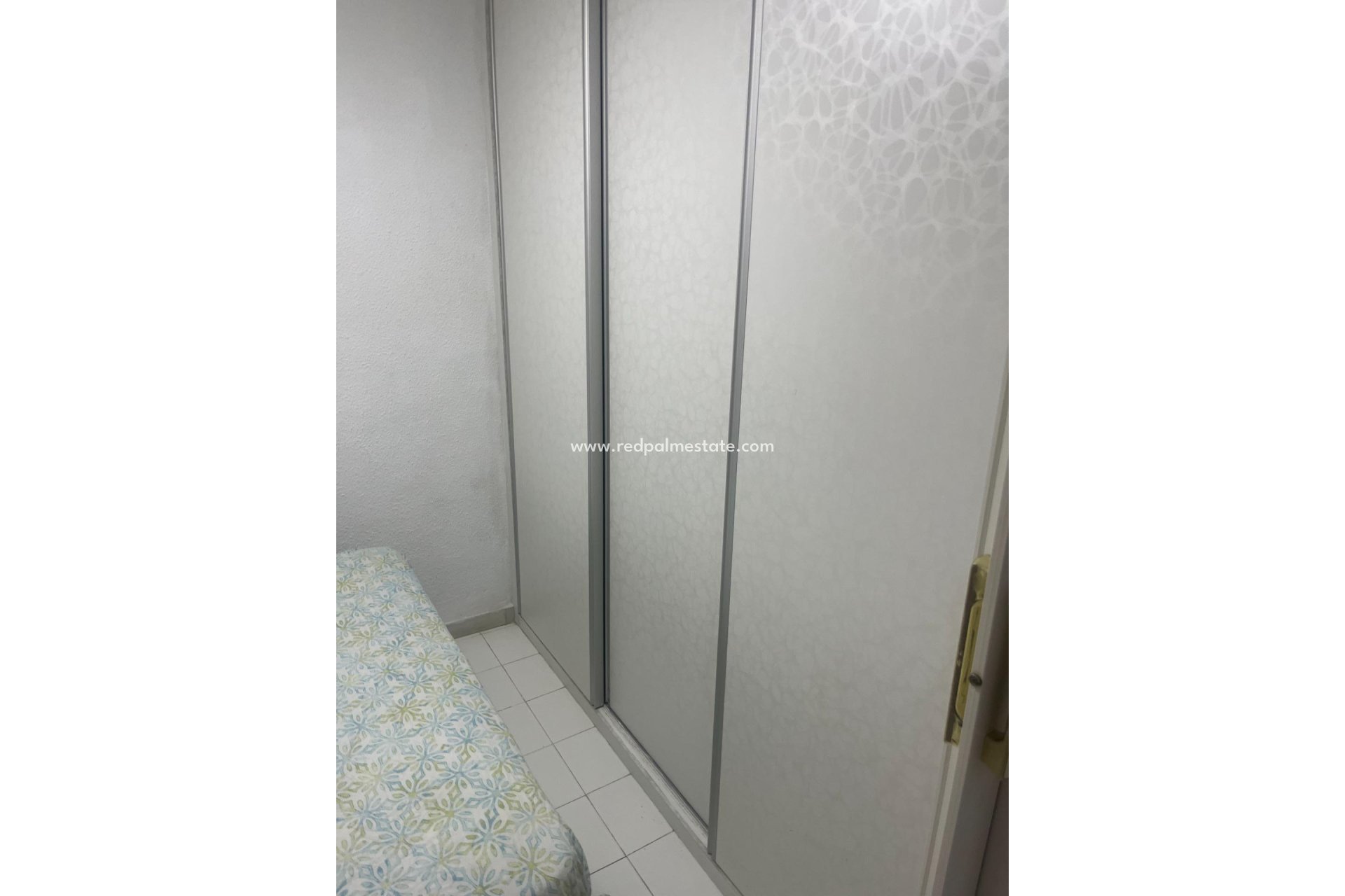 Resale - Apartment -
Guardamar del Segura - Guardamar