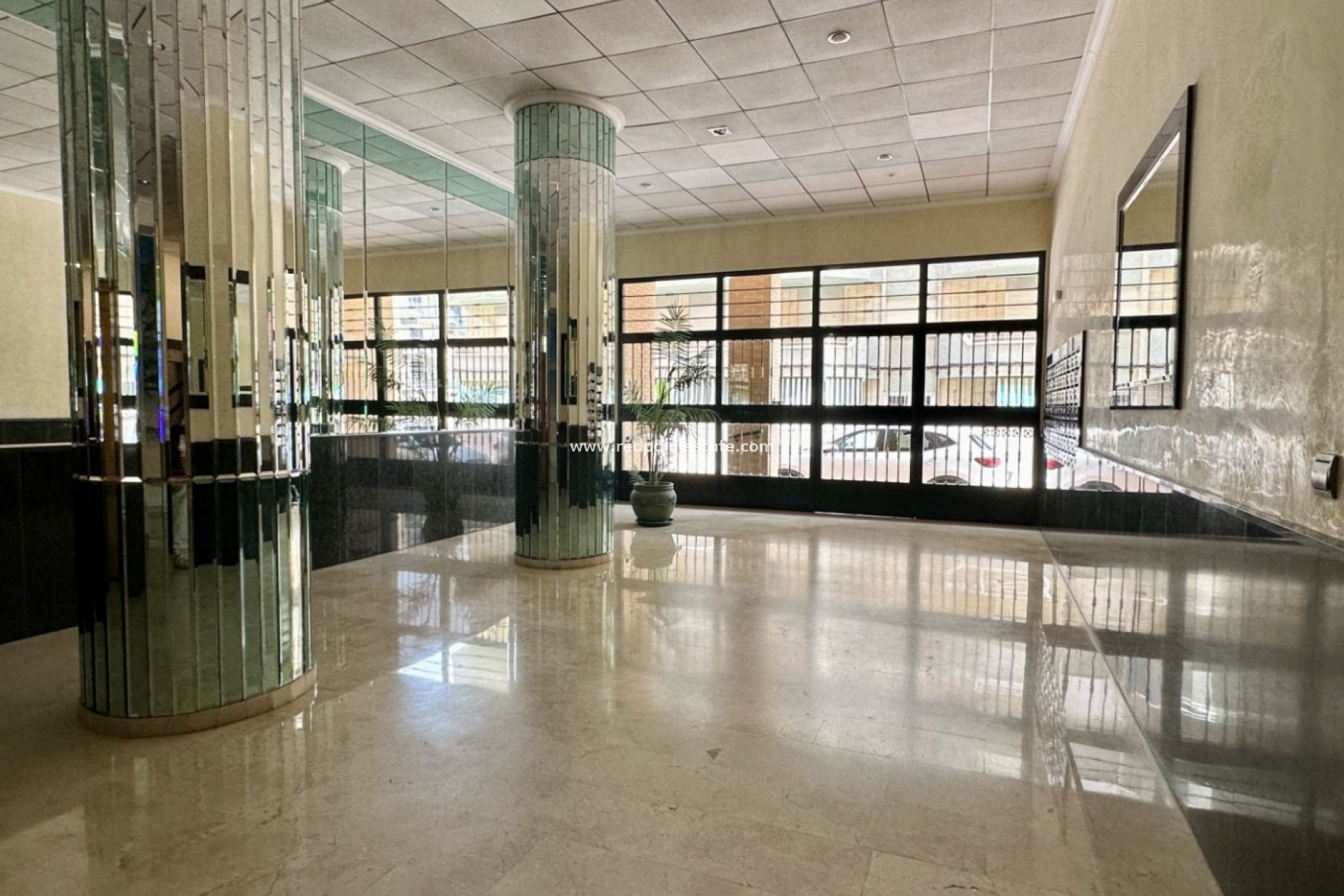 Resale - Apartment -
Guardamar del Segura - Guardamar