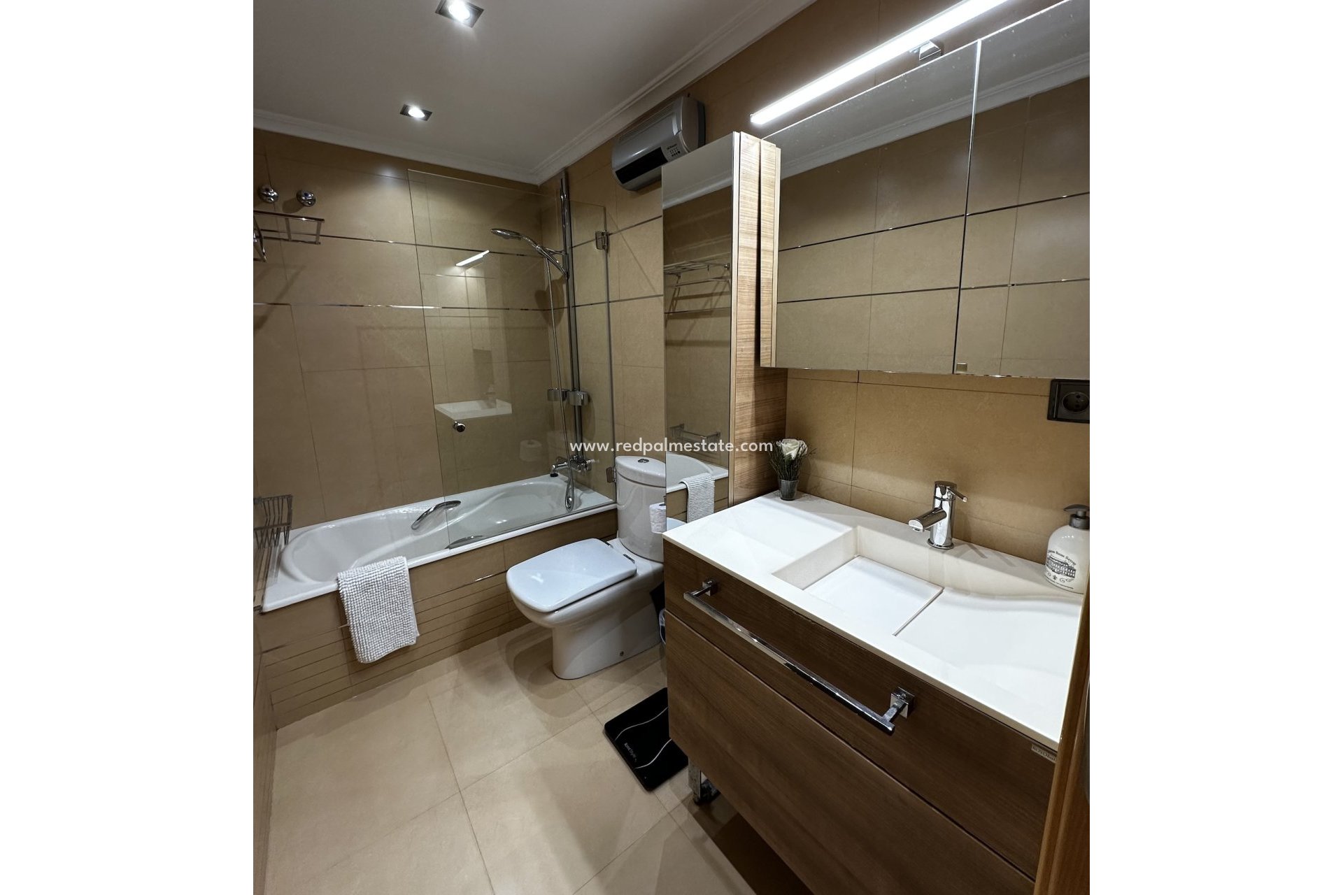 Resale - Apartment -
Guardamar del Segura - Guardamar