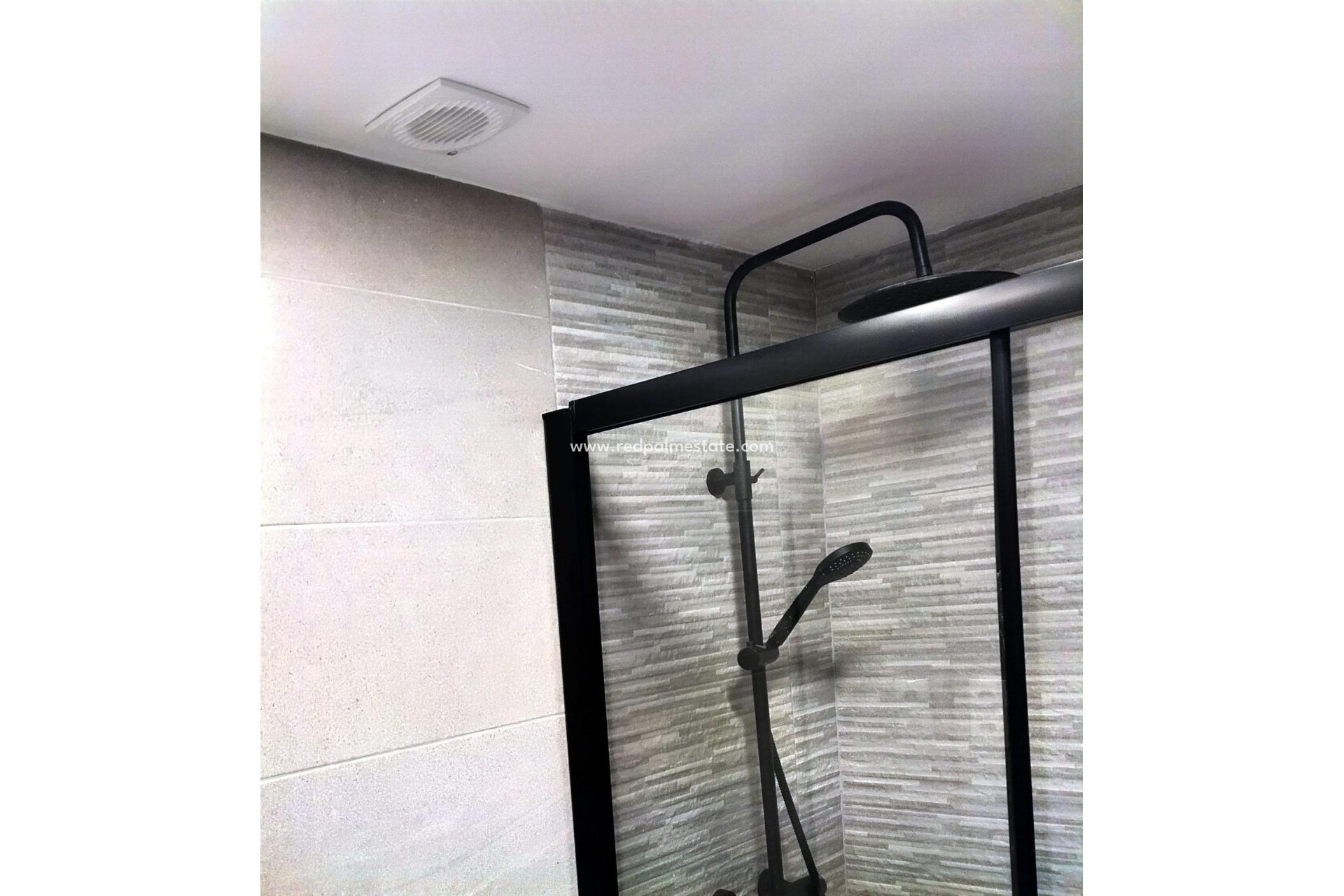 Resale - Apartment -
Guardamar del Segura - Pinomar