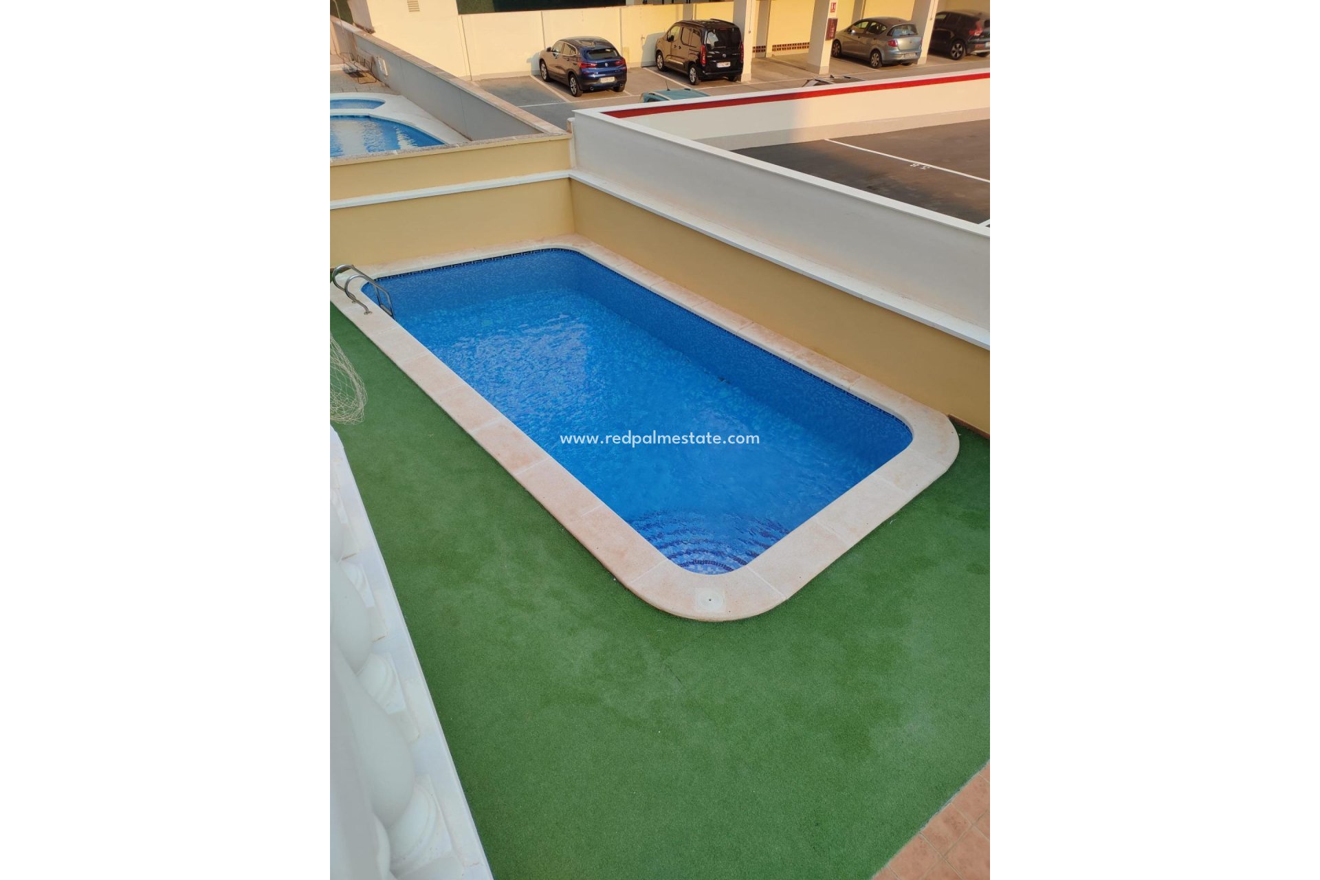 Resale - Apartment -
Guardamar del Segura - Puerto Deportivo