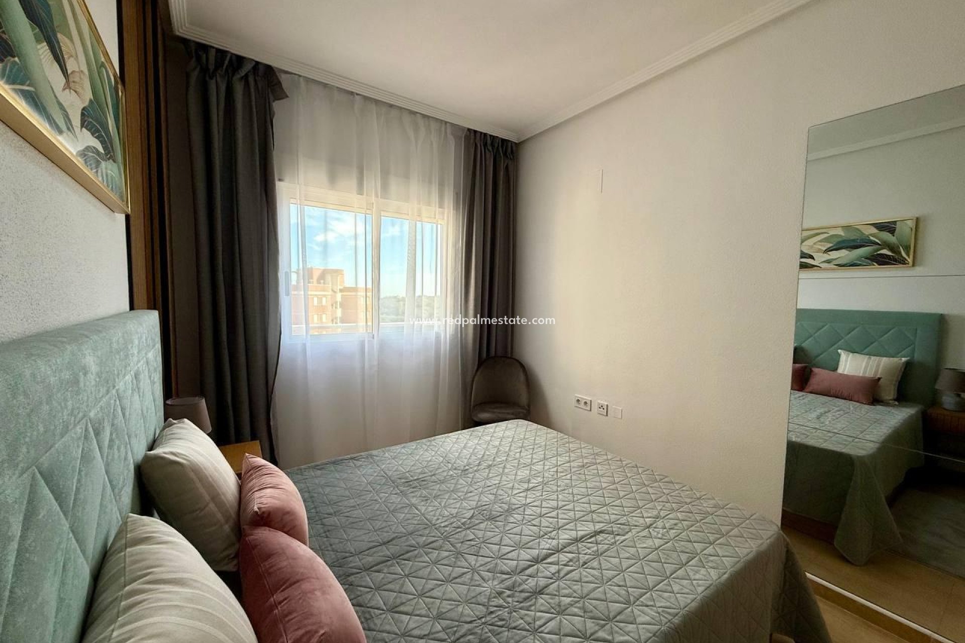 Resale - Apartment -
Guardamar del Segura - Puerto