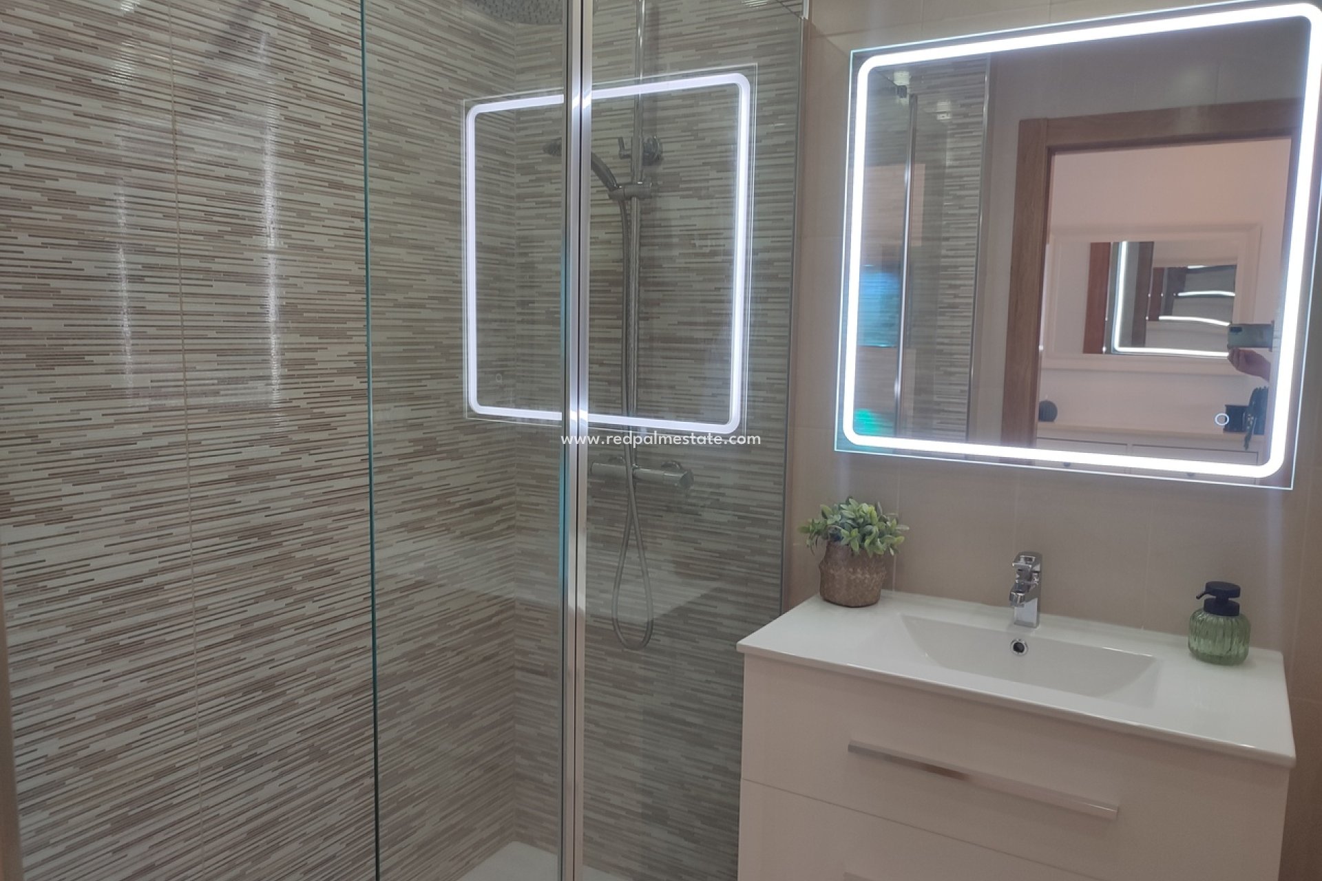 Resale - Apartment -
Hacienda Riquelme Golf Resort - Inland
