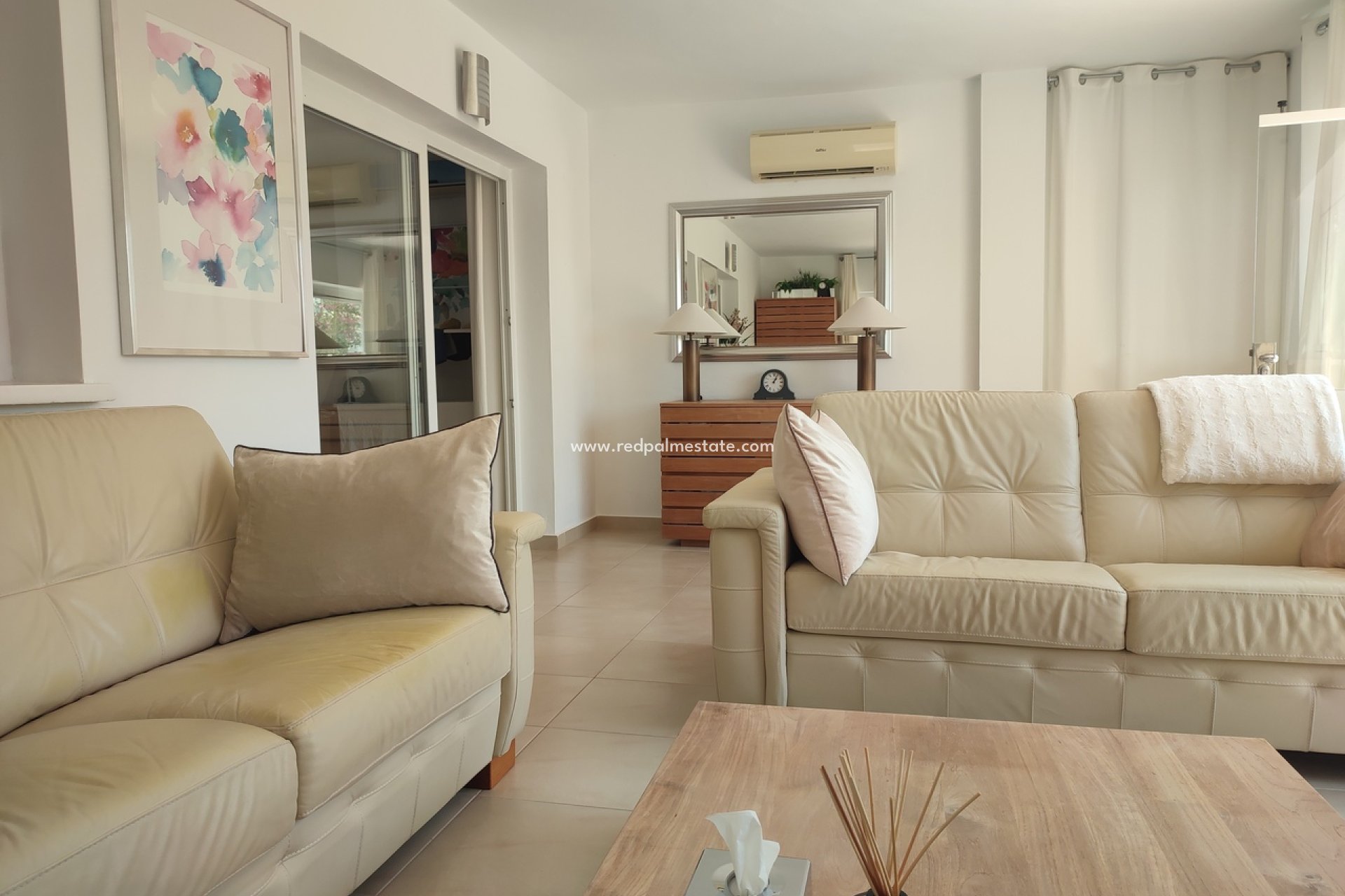 Resale - Apartment -
Hacienda Riquelme Golf Resort - Inland