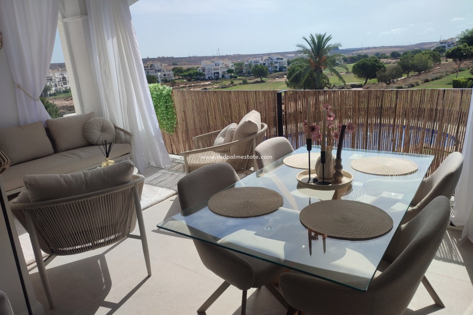 Resale - Apartment -
Hacienda Riquelme Golf Resort - Inland